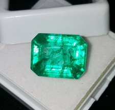 Emeraude verte naturelle 8,47