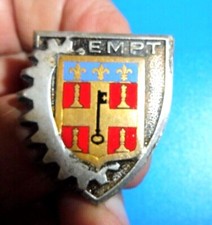 INSIGNE  militaire DRAGO  ECOLE. E.M.P.T. Ecole Militaire -dos lisse .