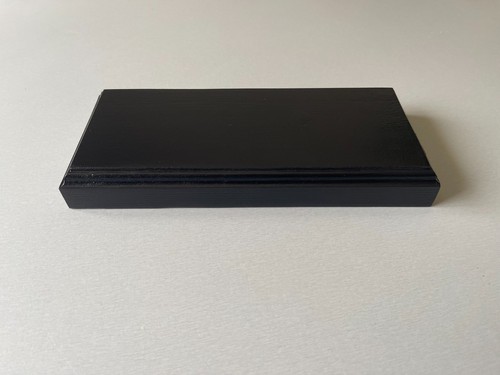 Socle bois peint noir - en,