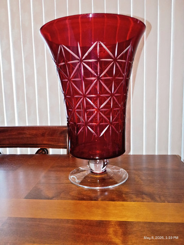 Partylite garnet hurricane - partylite,