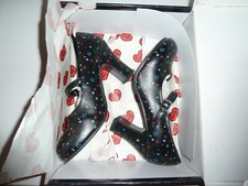 TUK shoes stars pattern size USA 7 / UK 5 / 38 EUR chaussures T.U.K Noir/étoiles