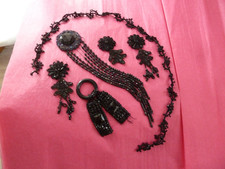 mercerie ancienne XIXème perles de jais lot galon, applications, passementeries