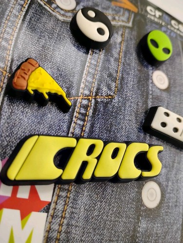 Crocs jibbitz charms pins - crocs,