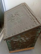  Malle ancienne / bois