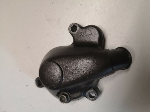 Carter pompe eau - carter, à