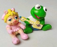 FIGURINE ANCIENNE PVC