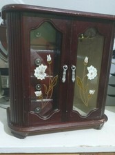 Ancienne grande boite - , à
