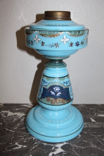 Lampe petrole opaline - petrole,