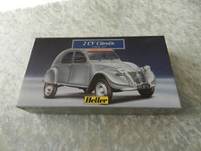 Maquette 2 CV Citroën 1/43