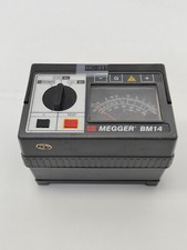 Testeur d'isolation Megger