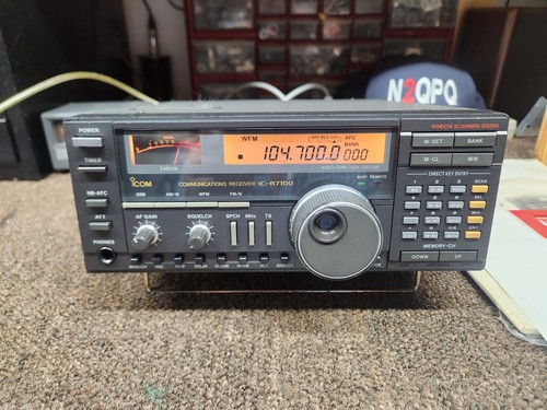 Icom r7100 25mhz 1999mhz - , 25mhz-1999mhz