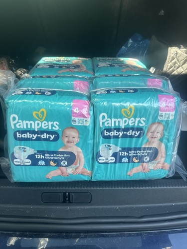 Lot 240 couches pampers - de,