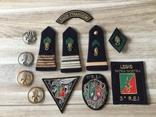 LOT D INSIGNES LÉGION