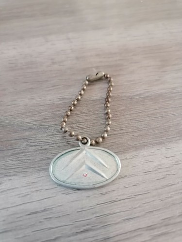 Porte clef citroen - porte,
