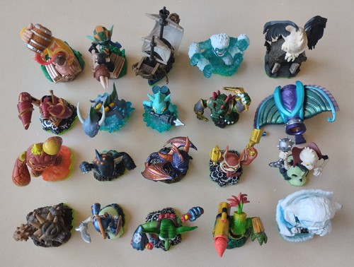 Lot figurines skylanders - lot,