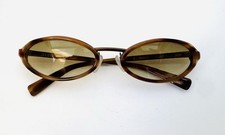 Lunette de soleil minimalistes