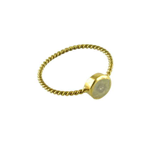 Belle bague torsadée diamant