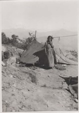 3 Photos 1945 - DARJEELING ( Inde ) - Nomade, Moine, Mendiant -