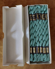 Boîte coton perlé N° 5 DMC