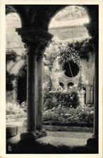 Cpa cloitre puits avec - le,