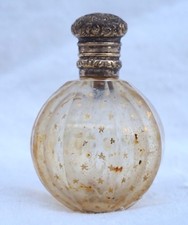 Flacon Parfum Vinaigrette Châtelaine Cristal taillé Vermeil Titre 800 XIX siècle