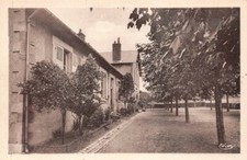 La machine à laver - École non tissée - Filles