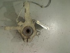 Pivot de moyeu avant gauche