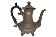 BR020 : théière en étain