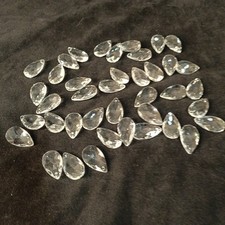 Lot De 40 Pampilles Cristal Gouttes À Facettes H 28mm.