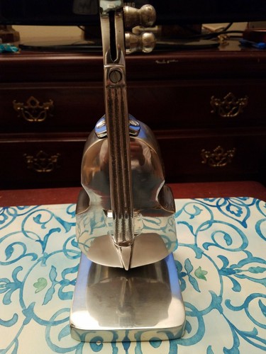Pewter figurines bass chello - pewter,