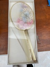 Coffret vintage nécessaire de coiffure : miroir à main, et peigne décor floral