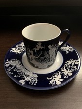 Tasse à café et soucoupe en porcelaine de Limoges R. Freyry