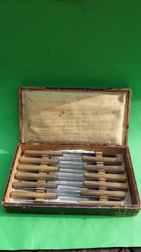 Serie couteaux manche - de, 12