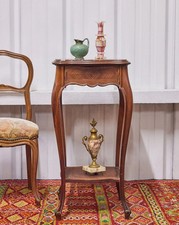 Alfred, le guéridon en bois