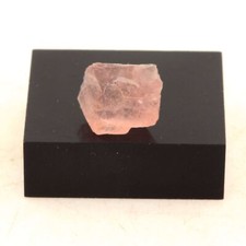 Fluorite Rose. 8 ct. Massif du