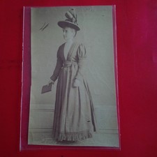 PHOTO FEMME MODE 1900 M-109