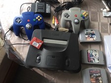 Console N64 +2 Manettes+3 Jeux