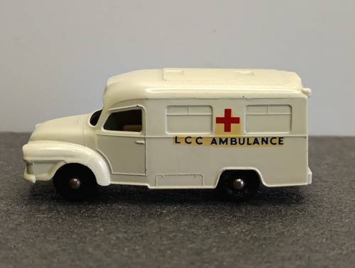 Matchbox lesney ambulance - matchbox,