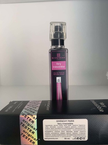 Testeur parfum magasin - magasin, luxe