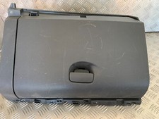 Boite à gant + Porte -