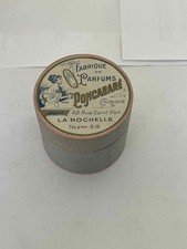 ANCIENNE BOITE PUBLICITAIRE EN