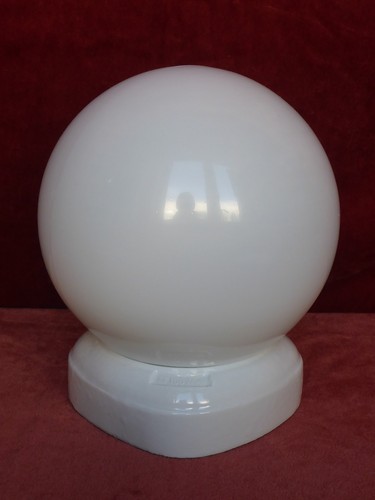Ancienne lampe ronde - ancienne,