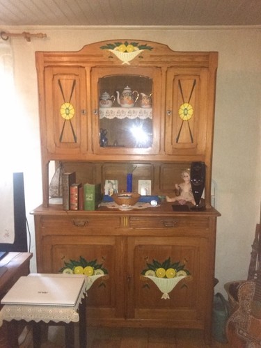 Adorable buffet ancien - en, 2