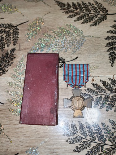 Médaille croix combattant - du,