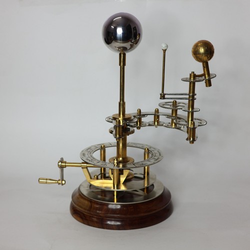 Modèle planétarium orrery - de,