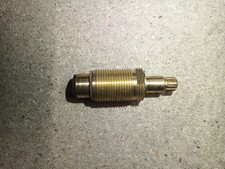 Tete de robinet spéciales