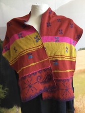 Écharpe laine mélangée Ganteb's colorée en bon état.