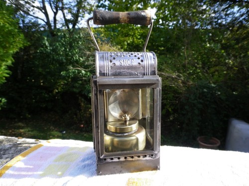 Ancienne lanterne sncf - lanterne, a