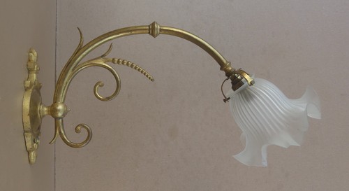 Ancienne grande applique col