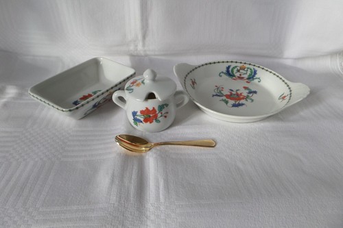 Lot piéces porcelaine de - lot,